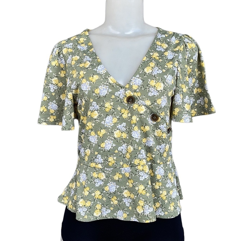 Full Circle Floral Green Top Size M